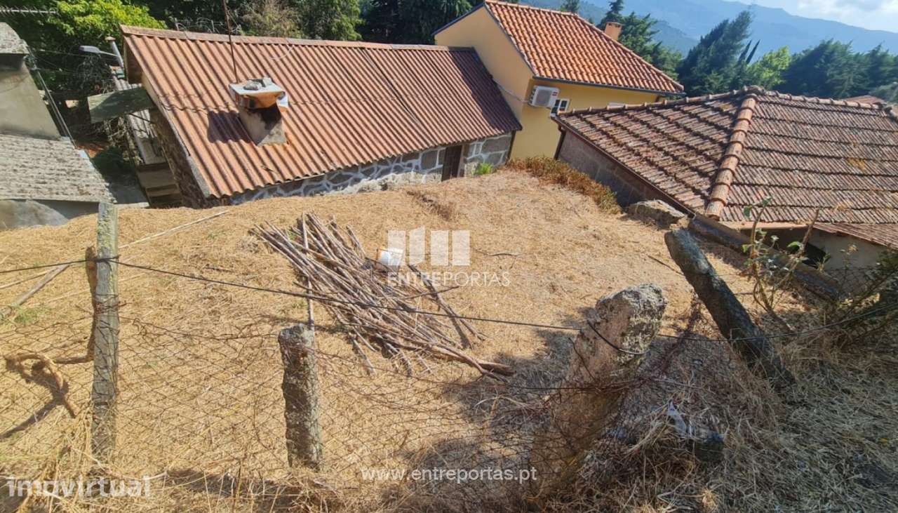 Venda Moradia V3, Tresouras, Baião - Grande imagem: 2/45