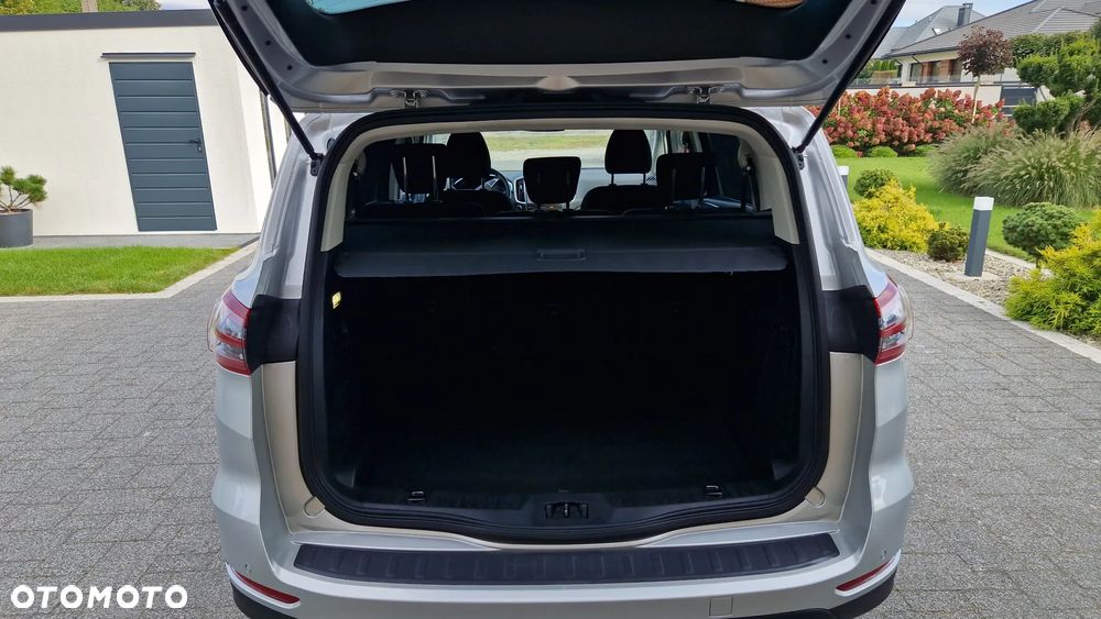 Ford S-Max 2.0 TDCi Titanium PowerShift - 35