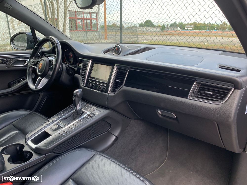 Porsche Macan S - 18
