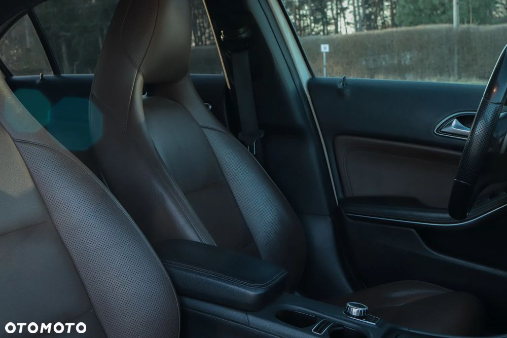 Mercedes-Benz Klasa A 200 CDI (BlueEFFICIENCY) 7G-DCT AMG Sport - 8