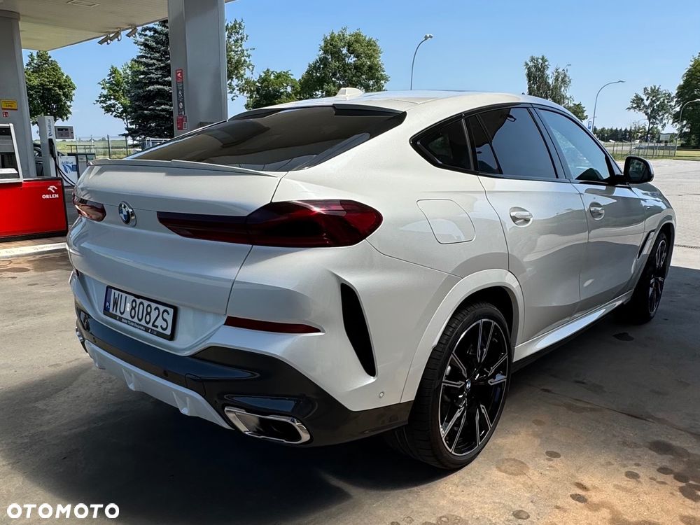 BMW X6 xDrive40d mHEV sport - 8