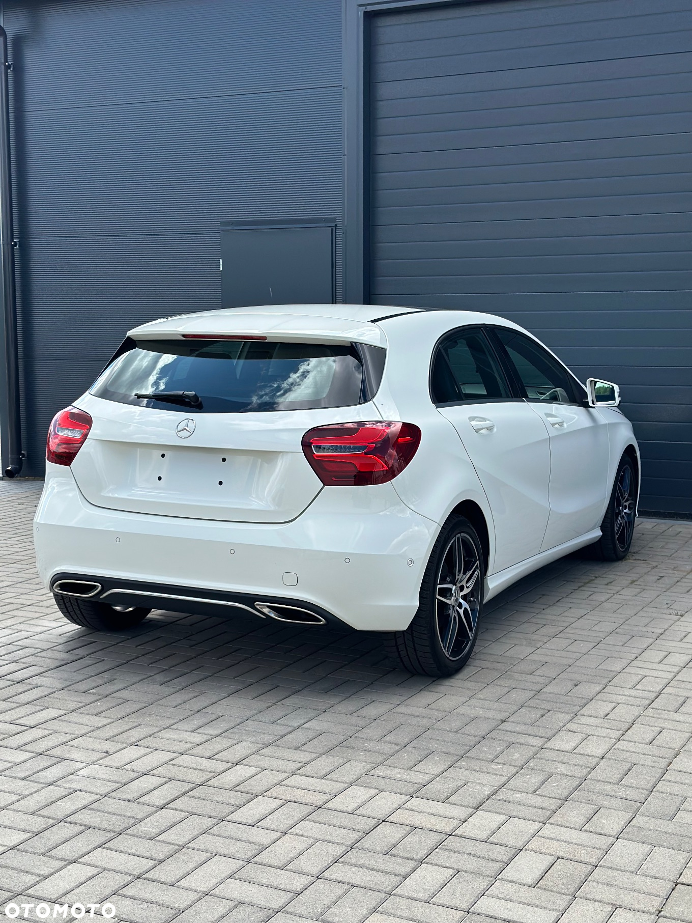 Mercedes-Benz Klasa A 180 (BlueEFFICIENCY) Urban - 8