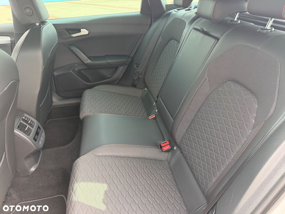 Seat Leon 1.5 eTSI FR DSG - 17