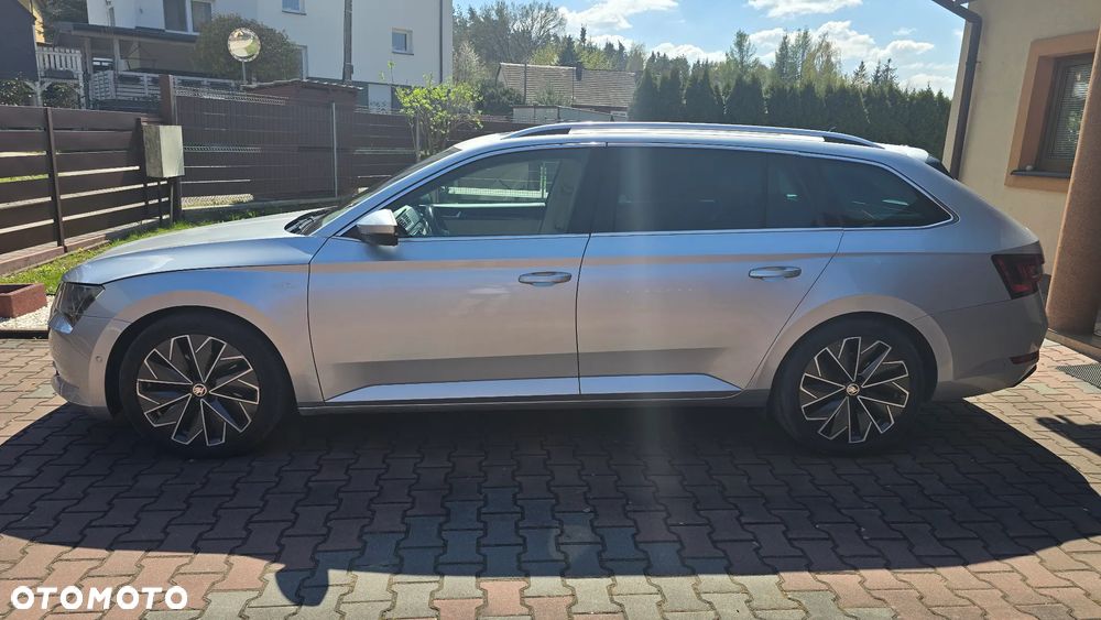 Skoda Superb 2.0 TDI L&K DSG - 2
