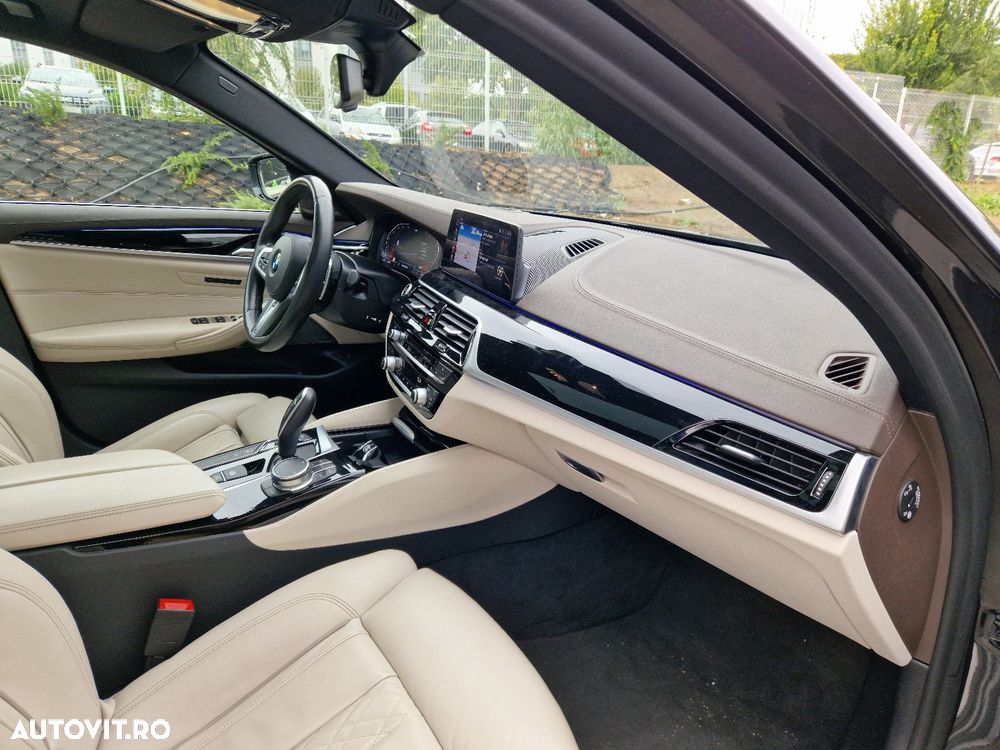 BMW Seria 5 540i xDrive AT - 4