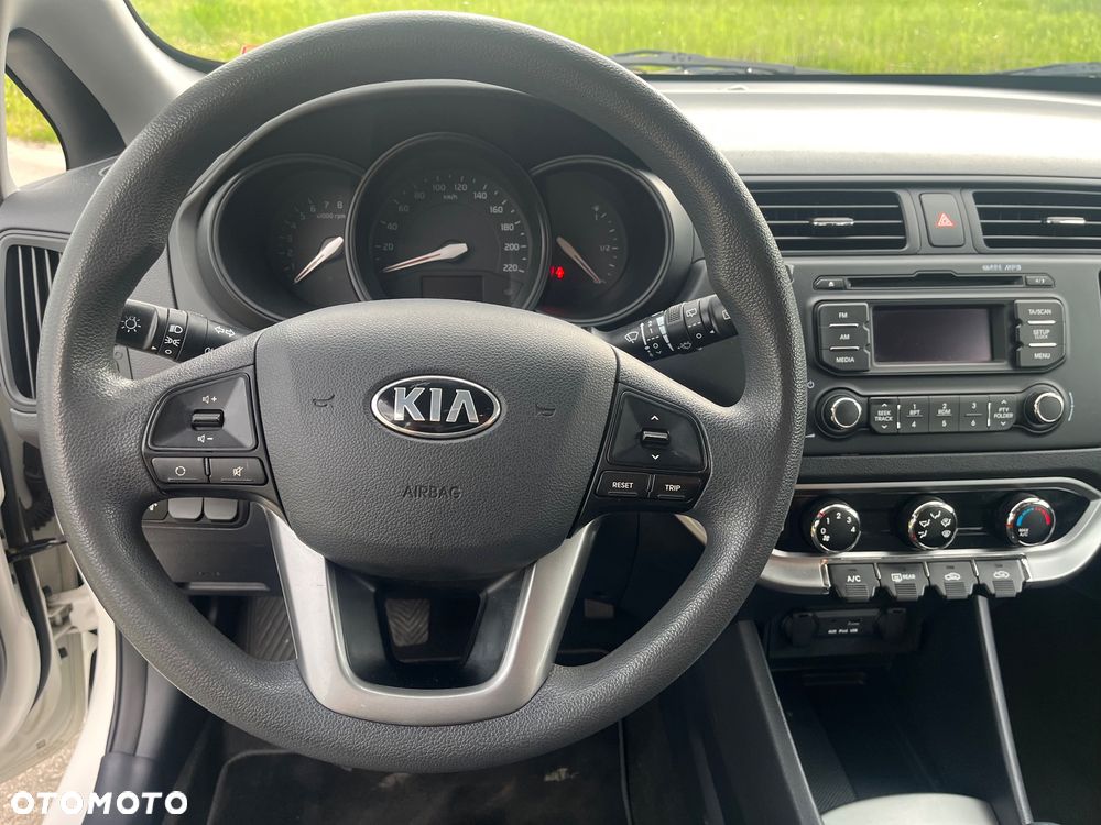 Kia Rio 1.2 Edition 7 - 19