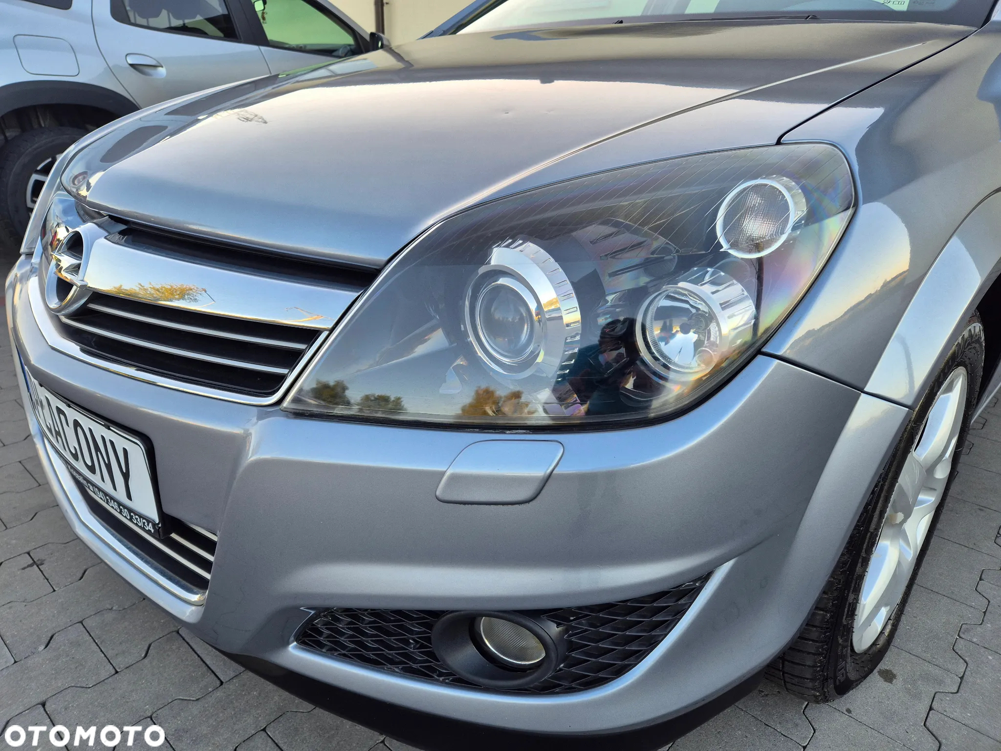 Opel Astra 1.6 Exklusiv - 2