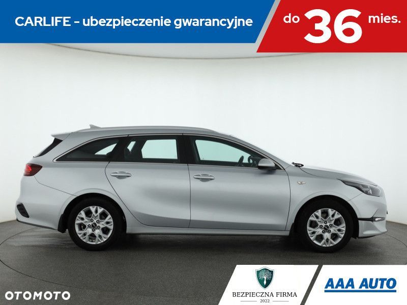 Kia Ceed - 8