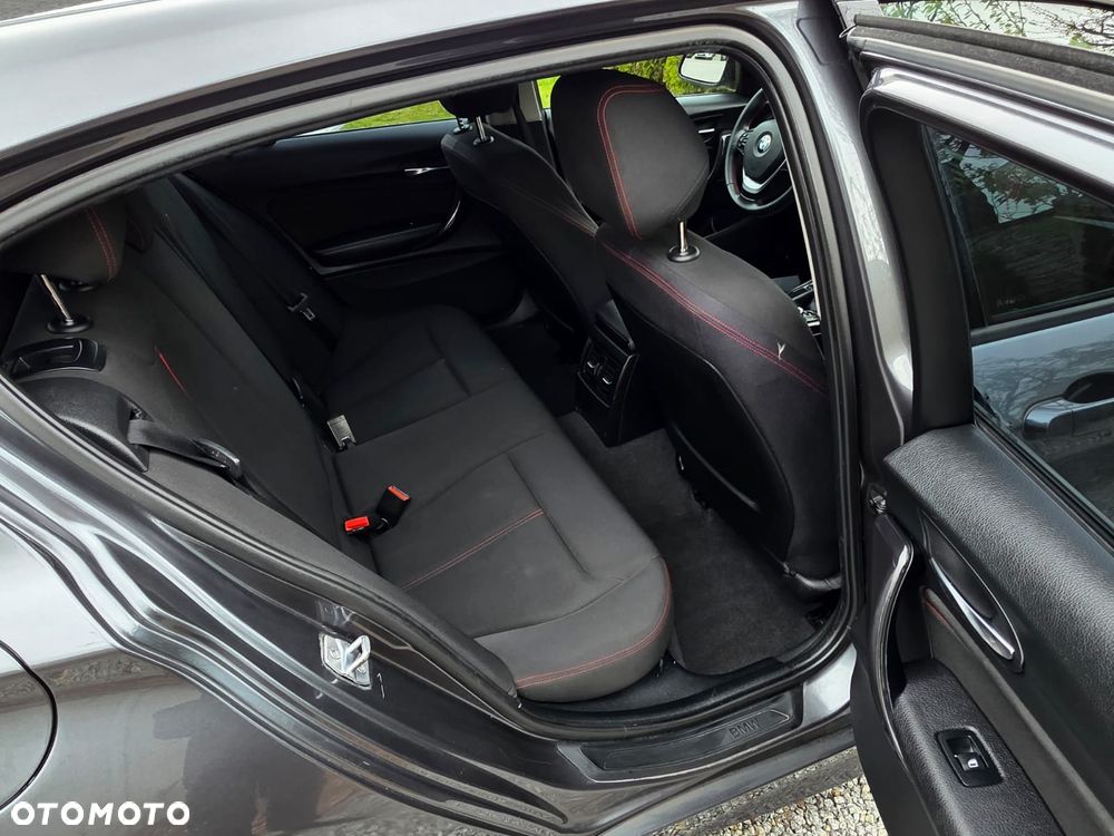 BMW Seria 1 116d EfficientDynamics Edition Sport Line - 6