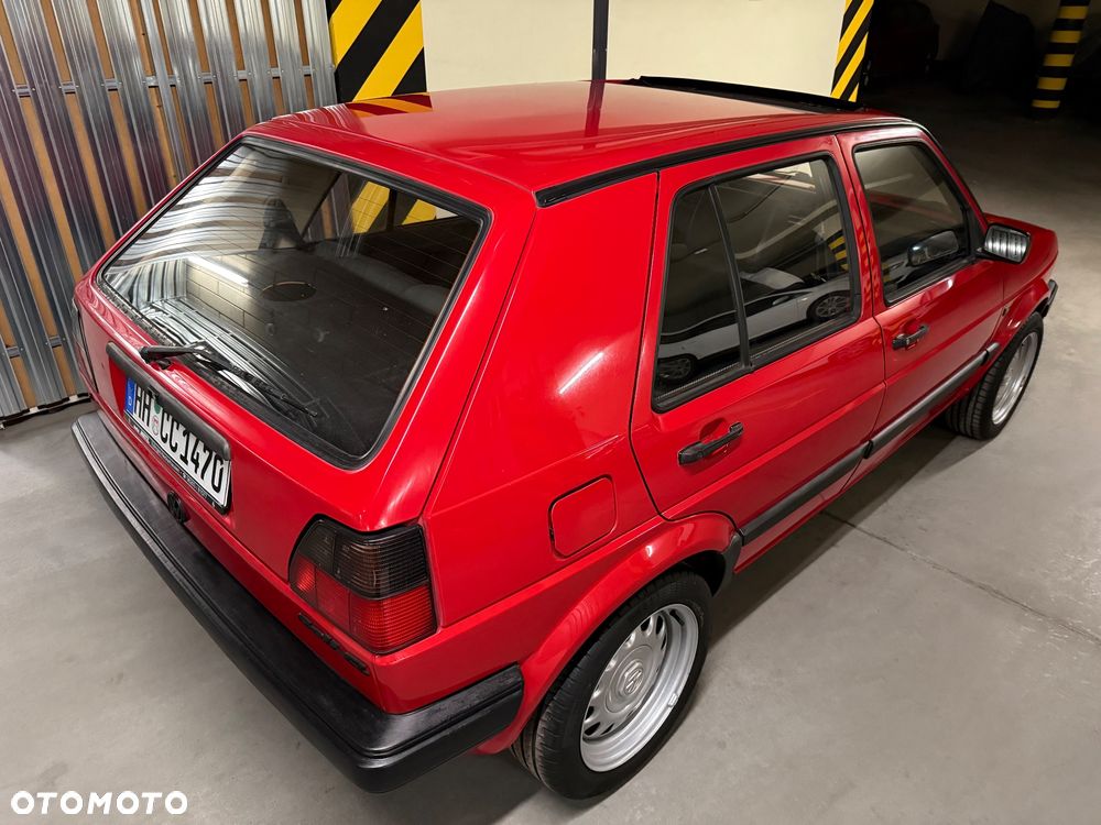 Volkswagen Golf - 15