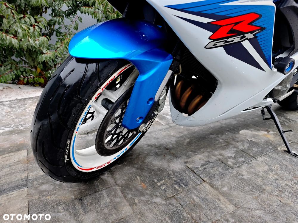 Suzuki GSX-R - 19