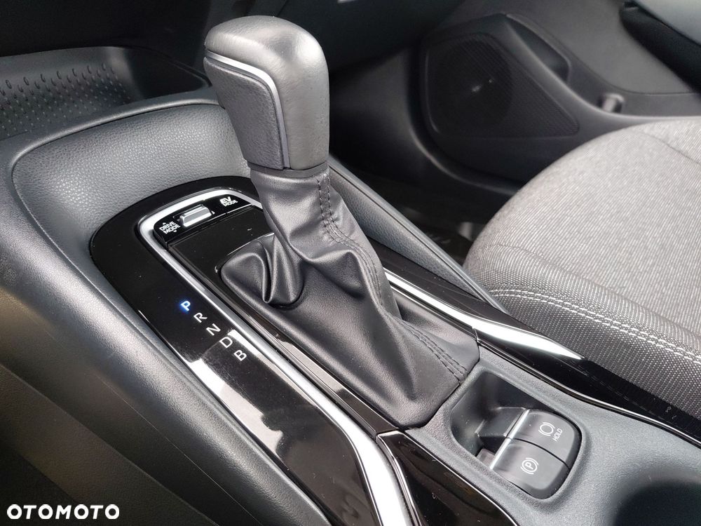 Toyota Corolla 1.8 Hybrid Comfort - 22