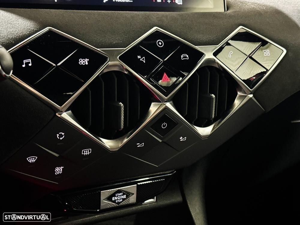 DS DS3 Crossback E-TENSE PERFORMANCE LINE + - 42