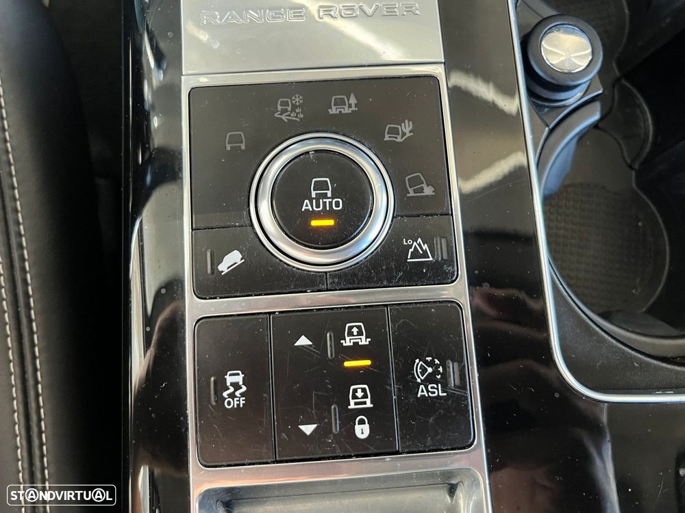 Land Rover Range Rover SDV8 Vogue - 38