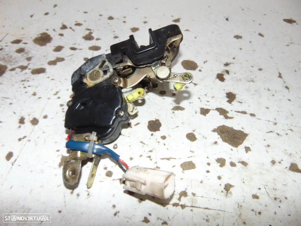 Toyota corolla ee100 fecho porta - 2