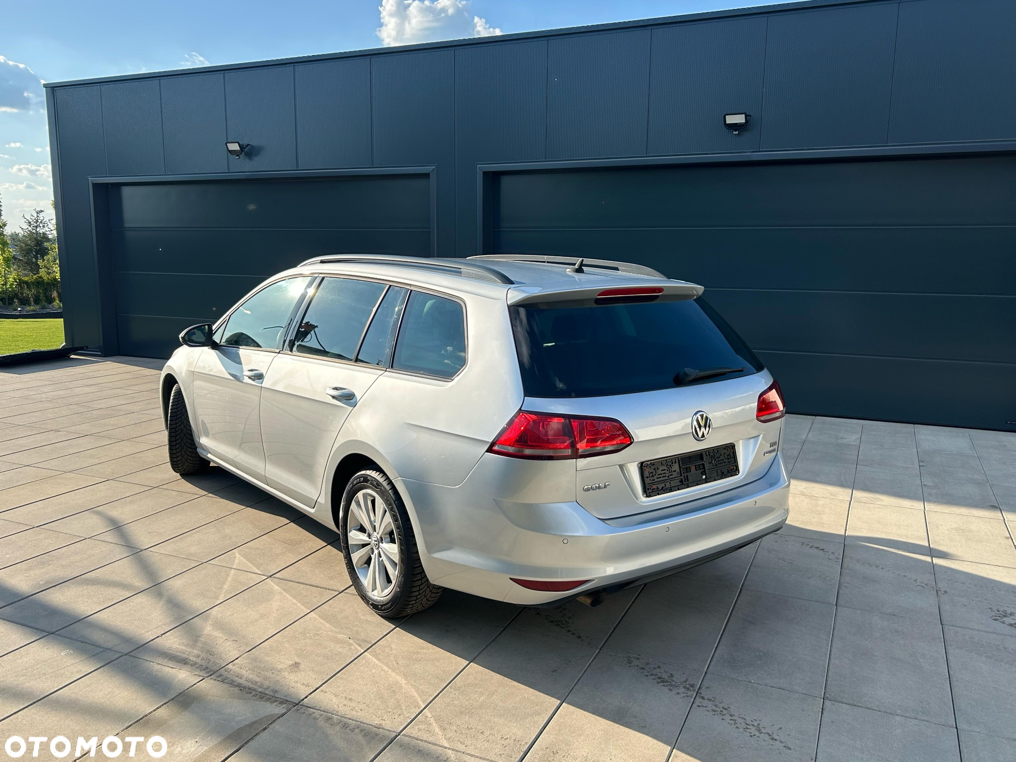 Volkswagen Golf - 13