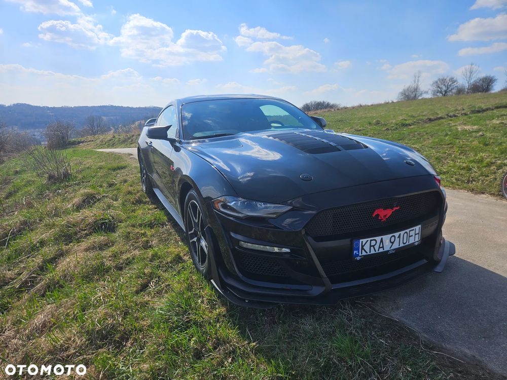 Ford Mustang - 4