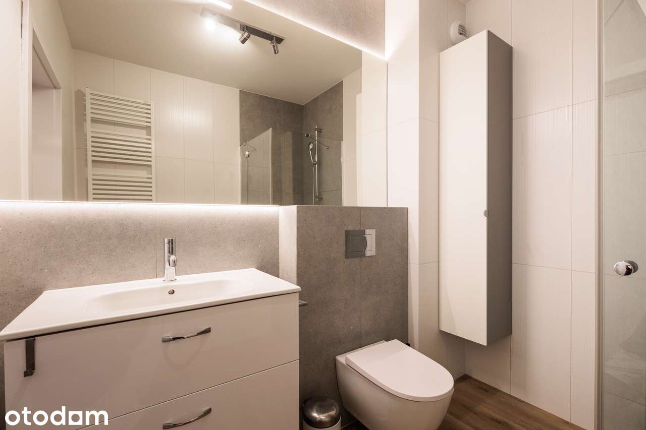 Nowoczesne mieszkanie z dwoma pokojami i balkonem - ul. Wybickiego