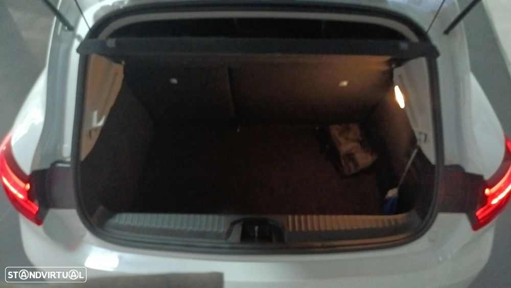 Renault Clio 1.0 TCe Limited Bi-Fuel - 8