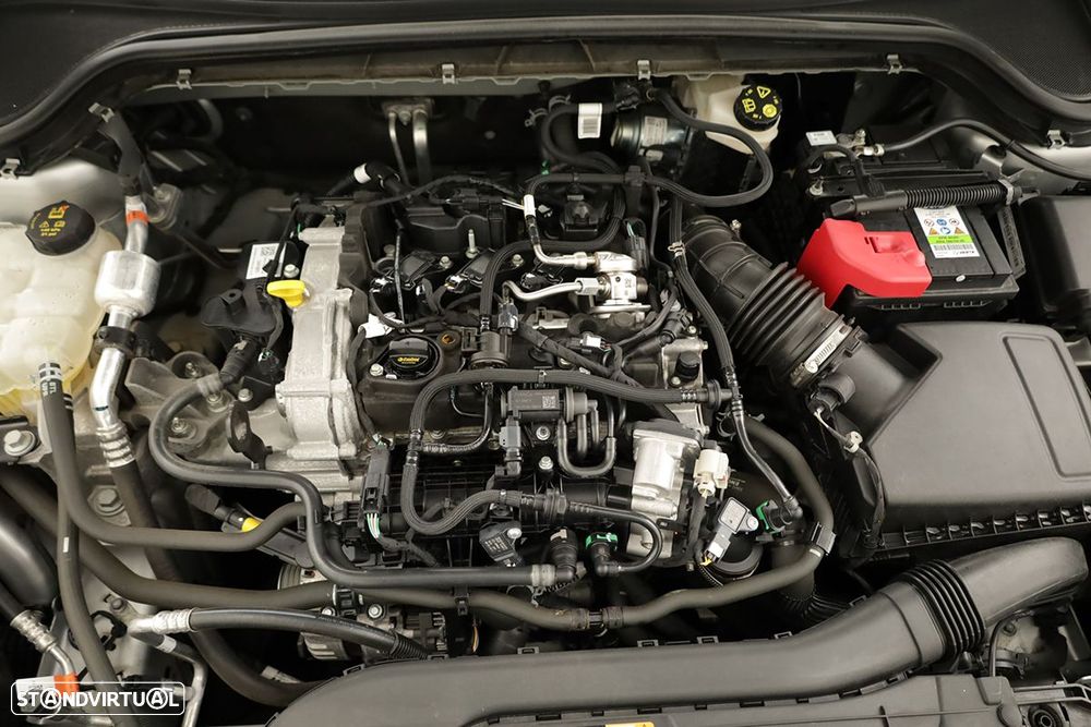Ford Focus 1.0 EcoBoost MHEV ST-Line - 24