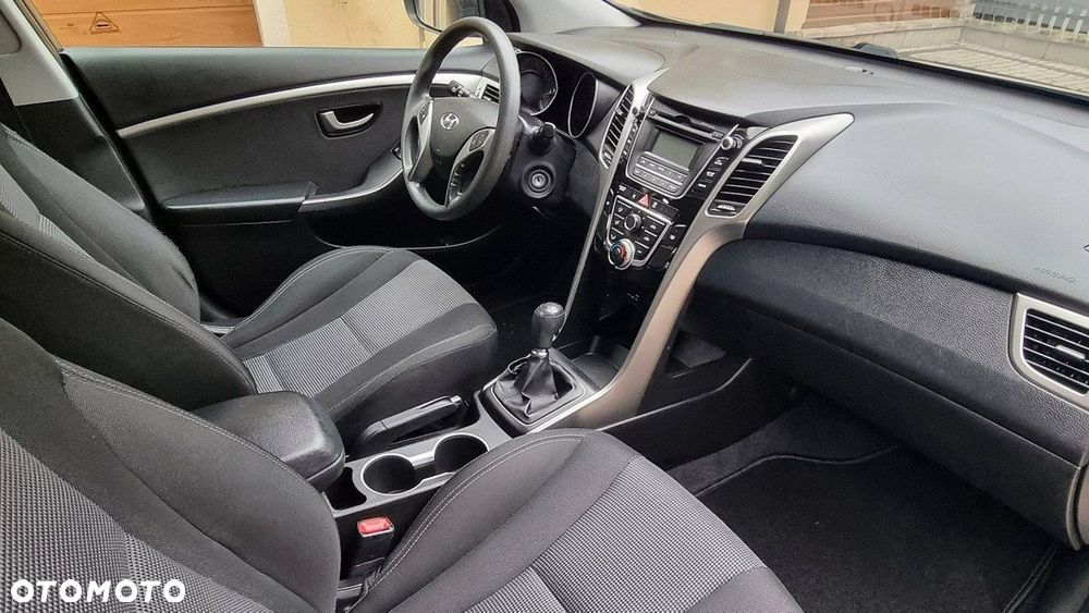 Hyundai i30 - 12