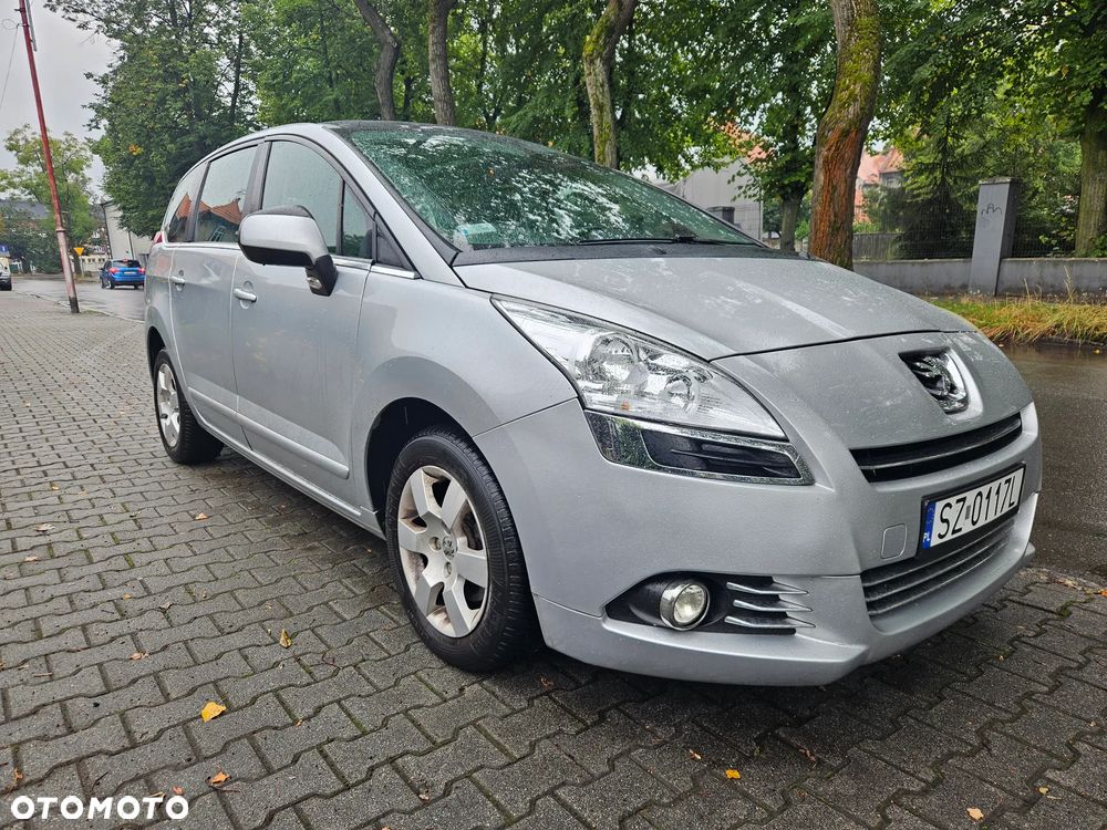 Peugeot 5008 155 THP Family Plus - 2