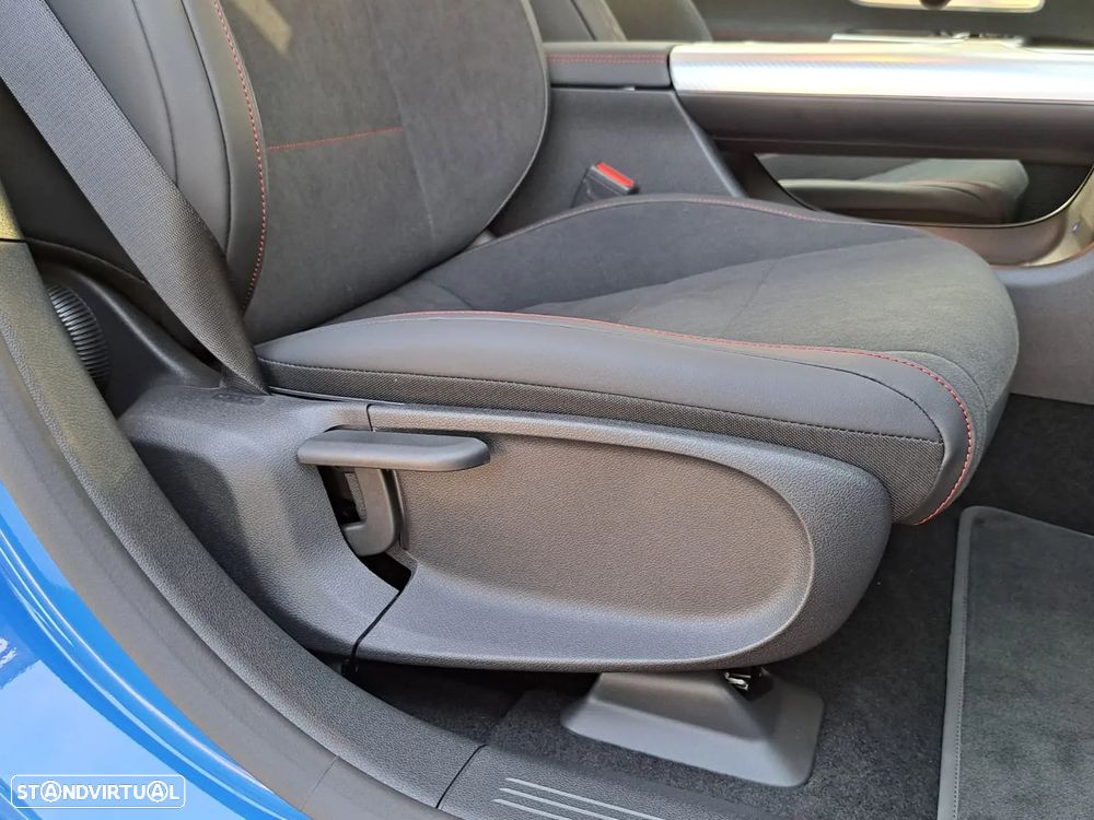 Mercedes-Benz CLA 250+ EQ - 3