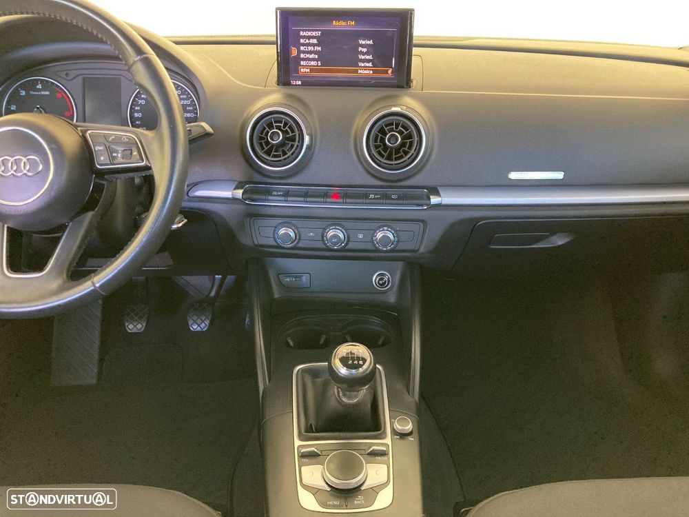 Audi A3 Sportback 1.6 TDI - 23