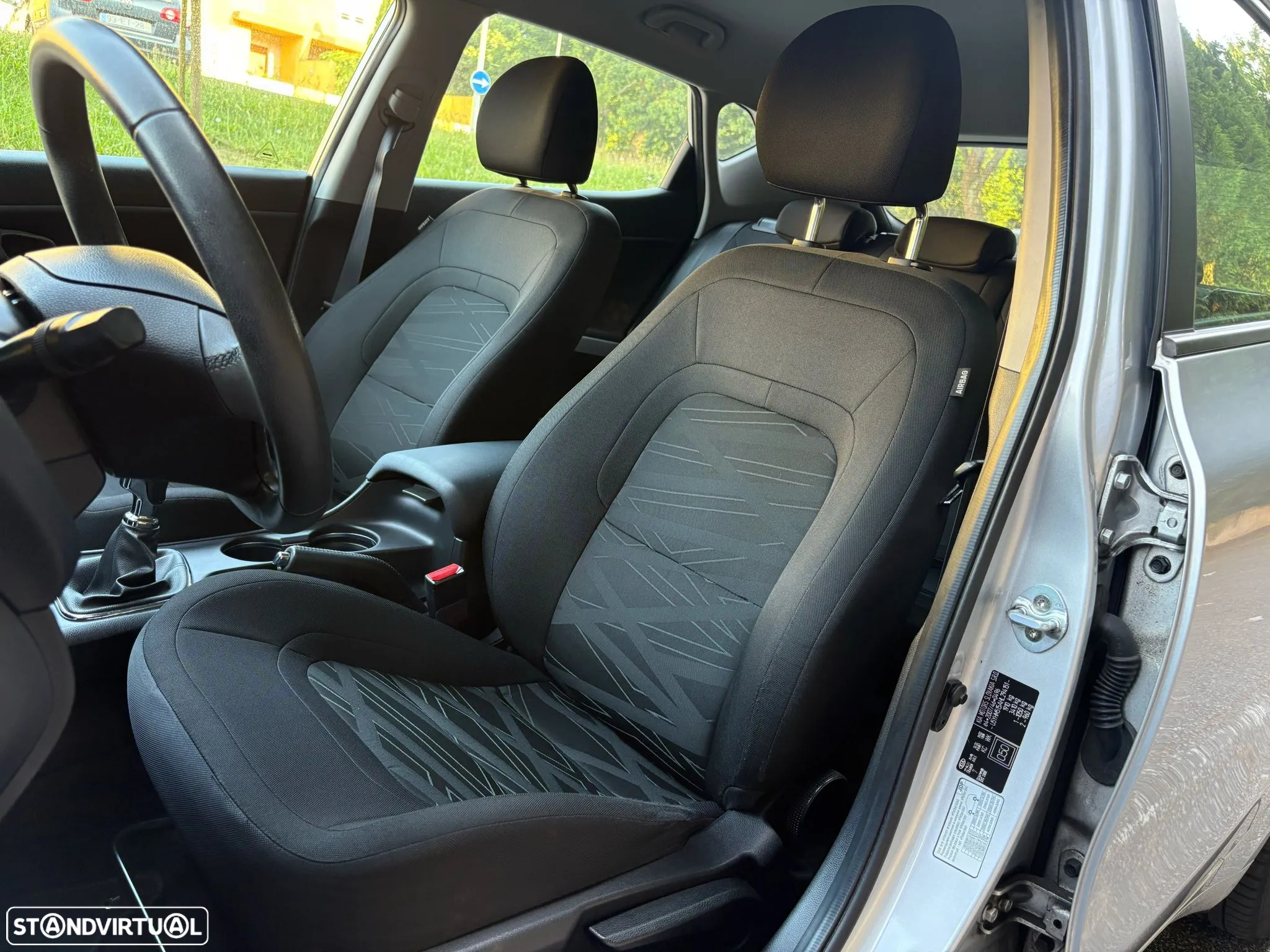 Kia Ceed 1.4 CRDi Nav Line - 8