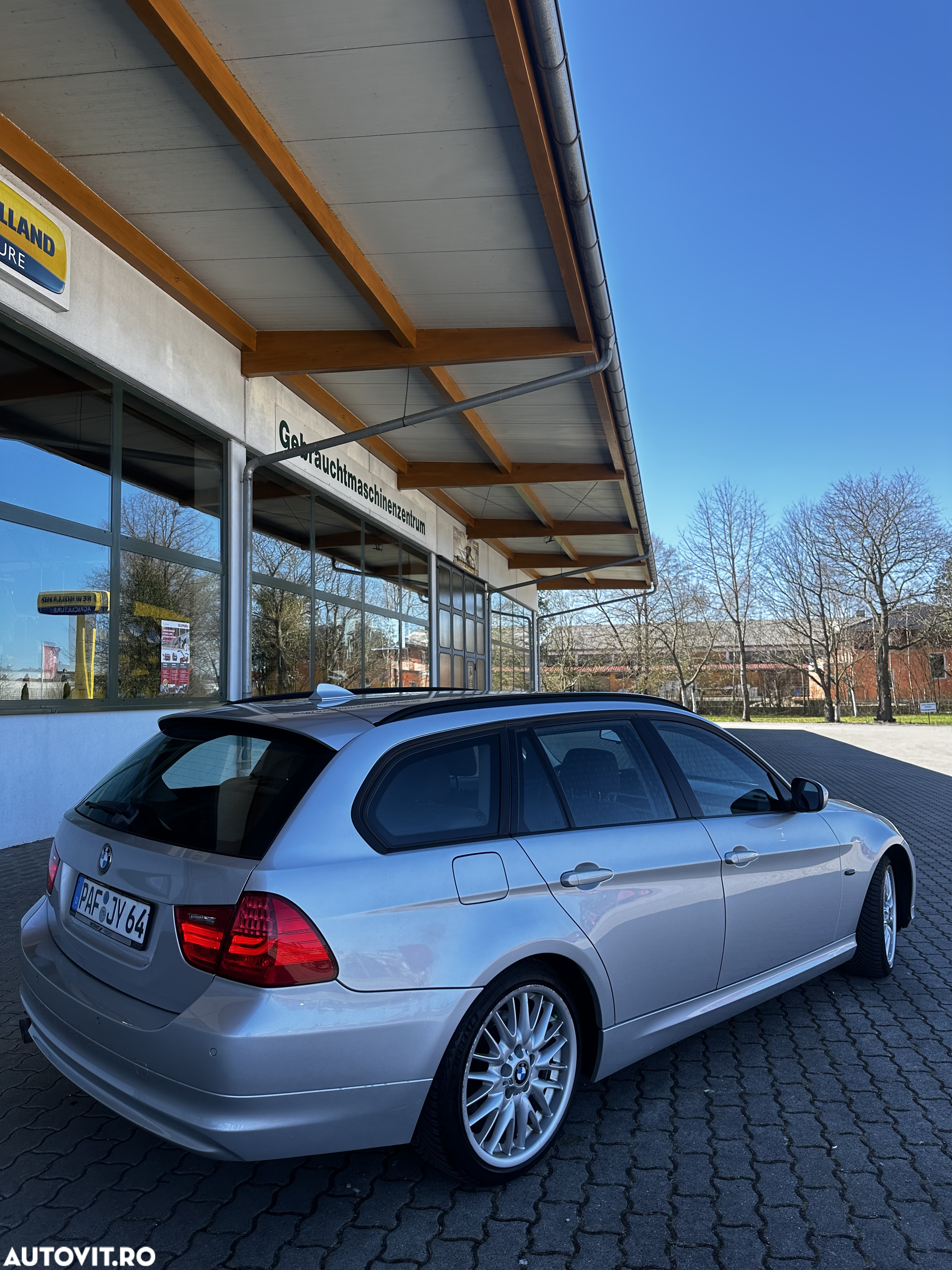 BMW Seria 3 320d DPF Aut. - 3