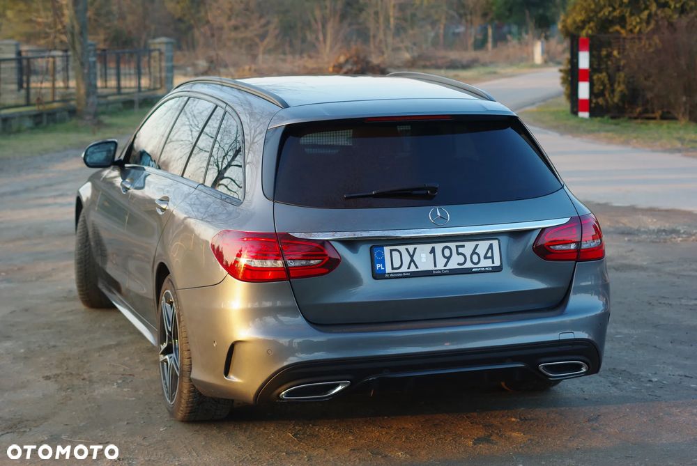 Mercedes-Benz Klasa C 300 d T 9G-TRONIC AMG Line - 4