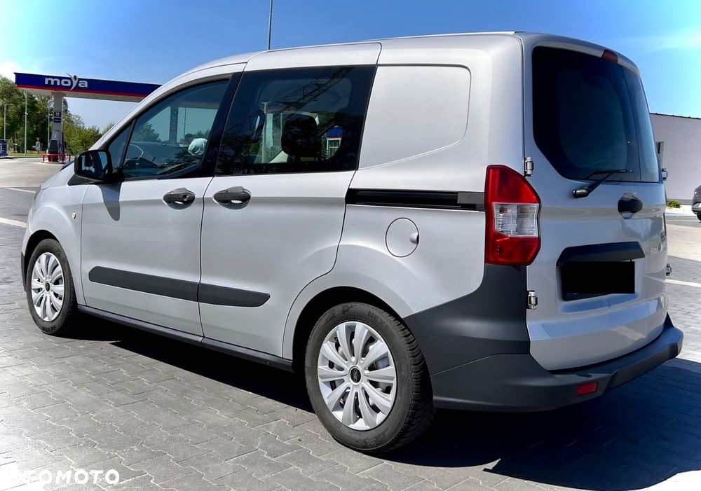 Ford Tourneo Courier 1.0 EcoBoost Ambiente - 3