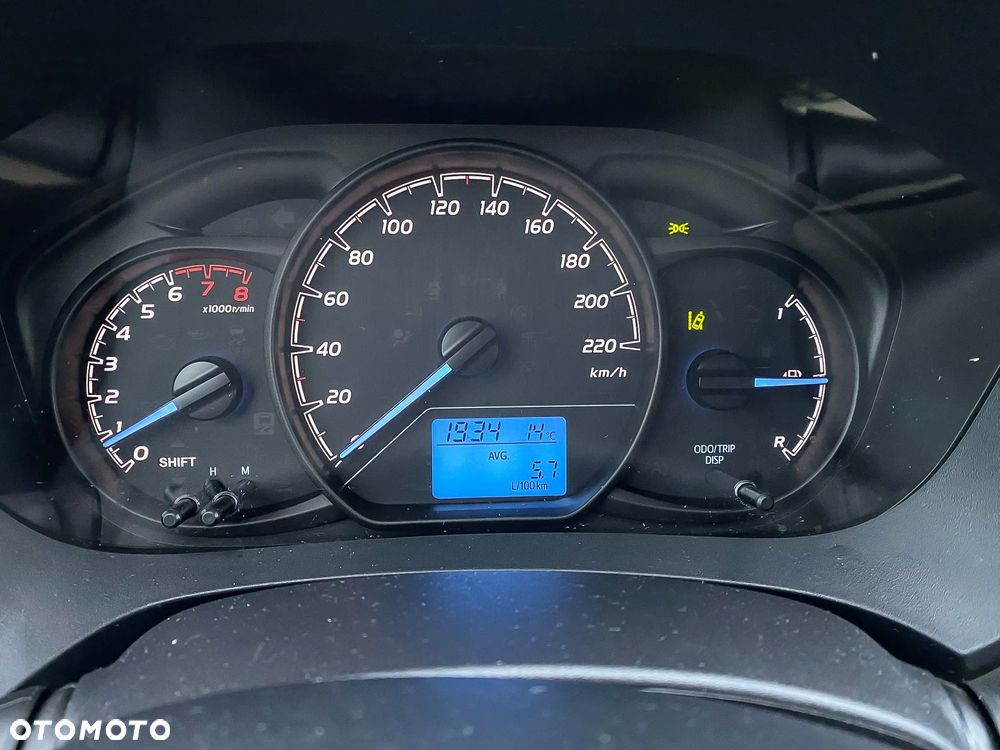 Toyota Yaris 1.5 Active - 23