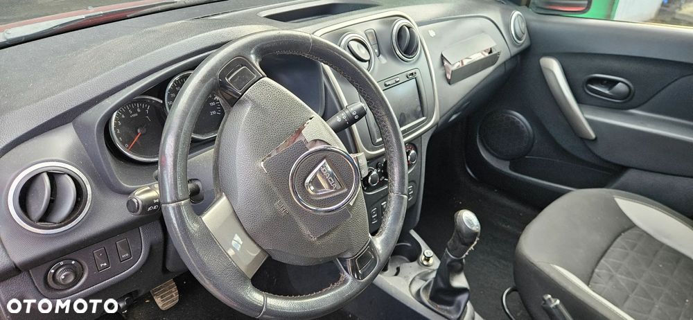 Dacia Sandero 0.9 TCe Laureate - 9