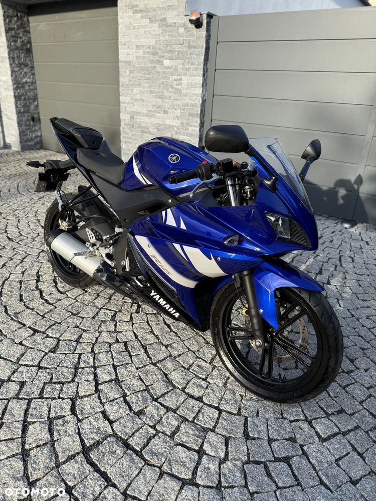 Yamaha YZF - 9