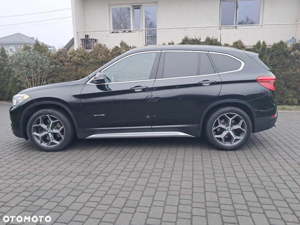 BMW X1 xDrive25i Sport Line sport - 4