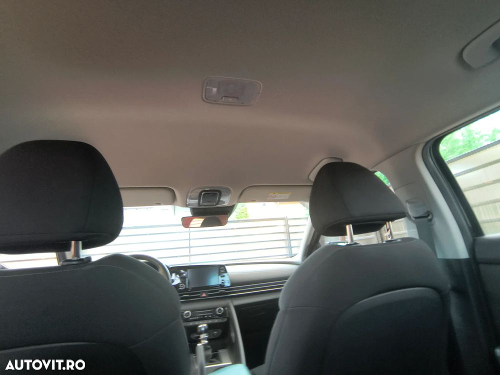 Hyundai Elantra 1.6 l 123 CP 6MT Highway - 24