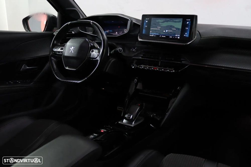 Peugeot 208 1.2 PureTech Allure EAT8 - 7