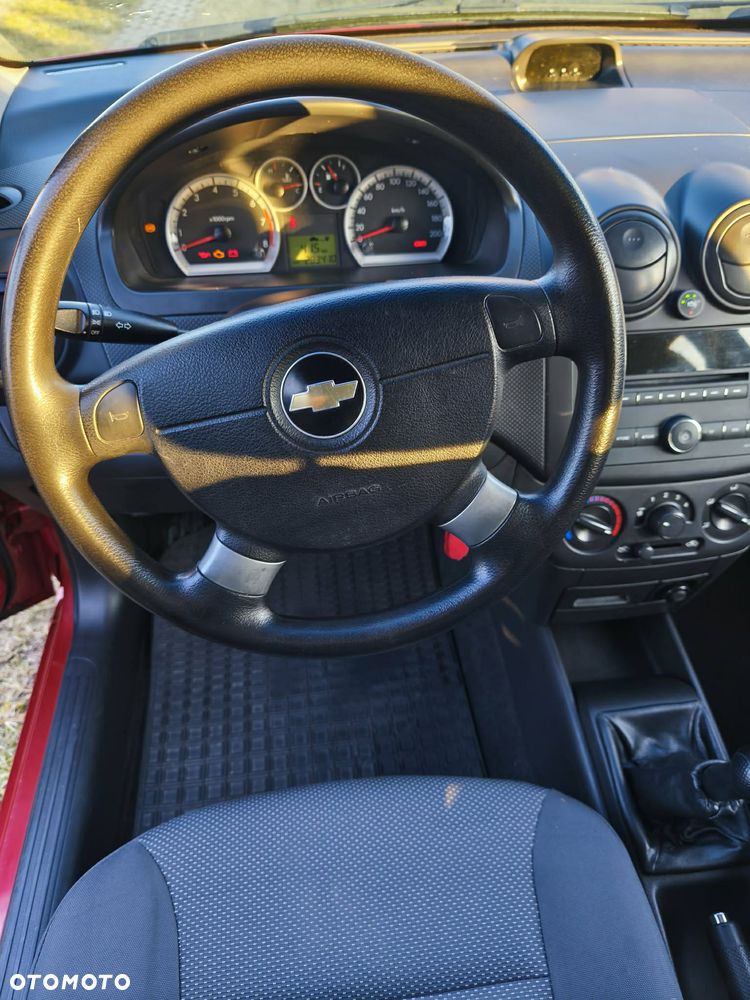 Chevrolet Aveo 1.2 - 11