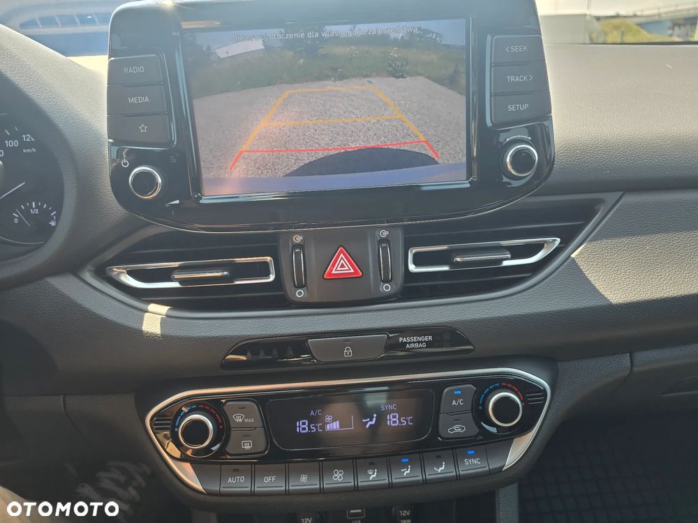 Hyundai i30 1.5 DPI Comfort - 6