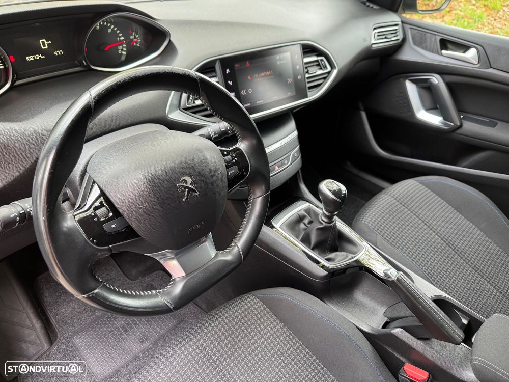 Peugeot 308 SW 1.5 BlueHDi Style - 25