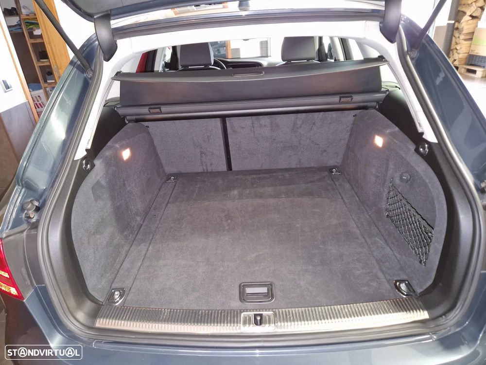 Audi A4 2.0 TDI Sport - 48