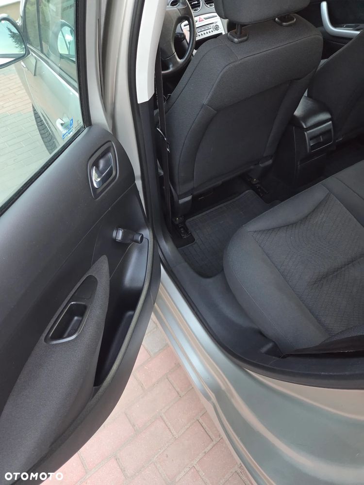 Peugeot 308 - 14