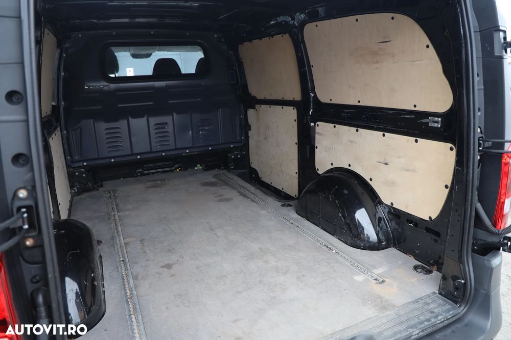 Mercedes-Benz Vito - 24