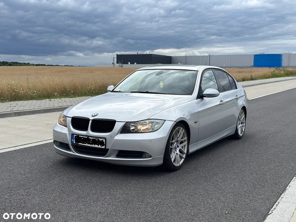 BMW Seria 3 320i - 12