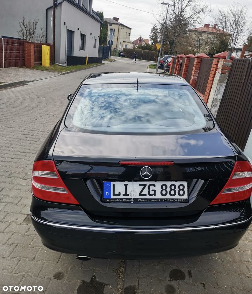 Mercedes-Benz CLK - 4