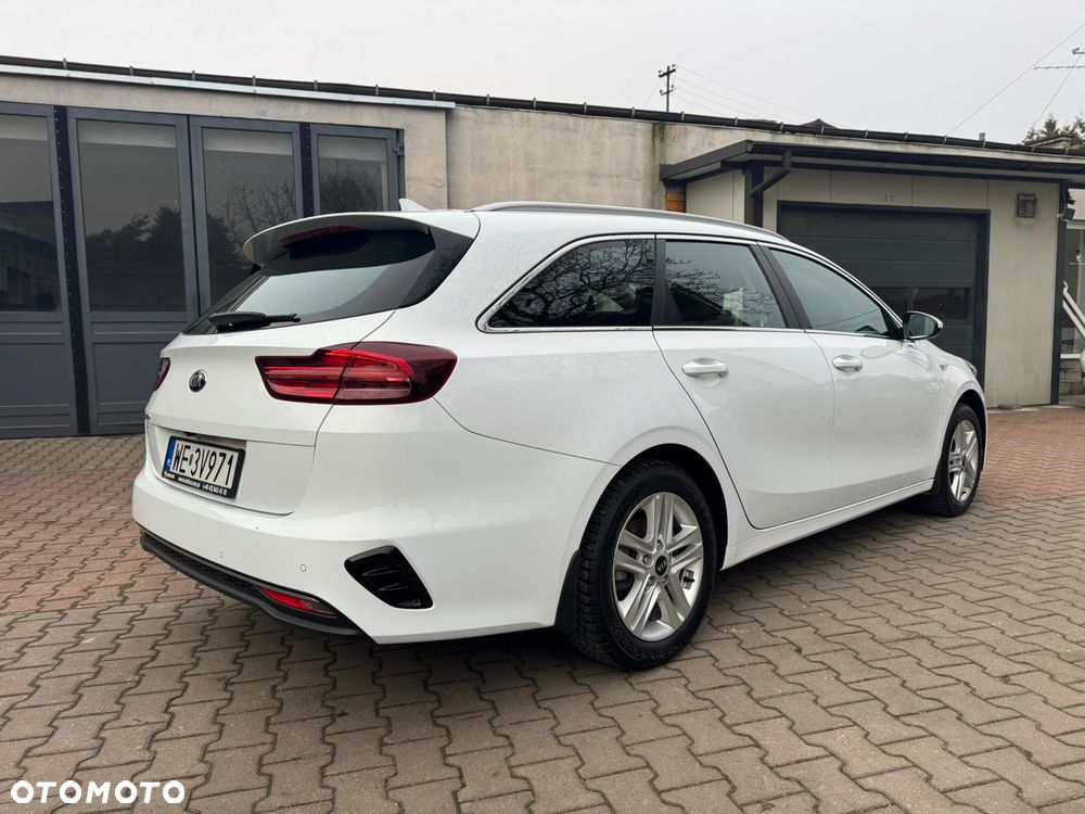Kia Ceed 1.5 T-GDI L Business Line - 4