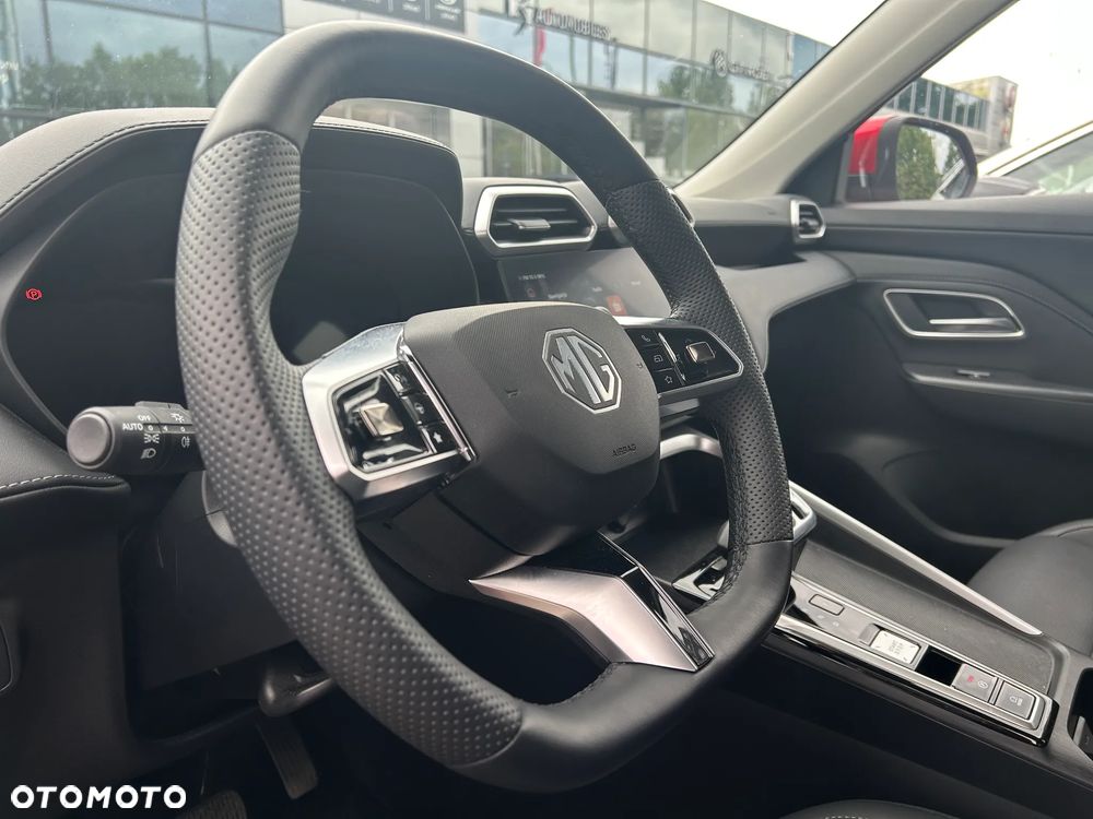 MG ZS 1.5 HEV+ Exclusive - 12