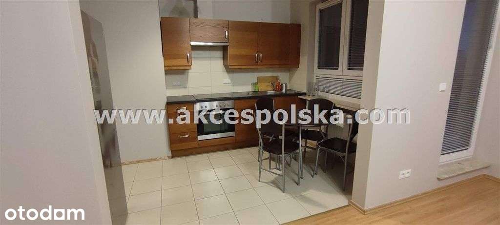 Komfortowe . Wpełni Wyposazone, Garaż, Balkon