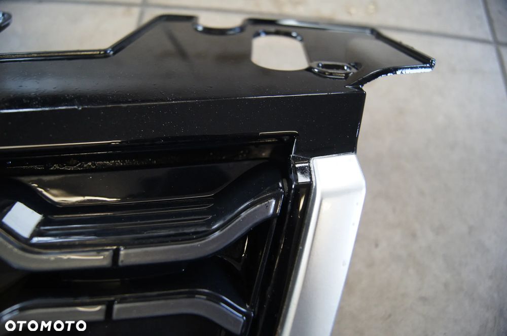 Atrapa, grill RANGE / LAND ROVER Sport hybryda - 4